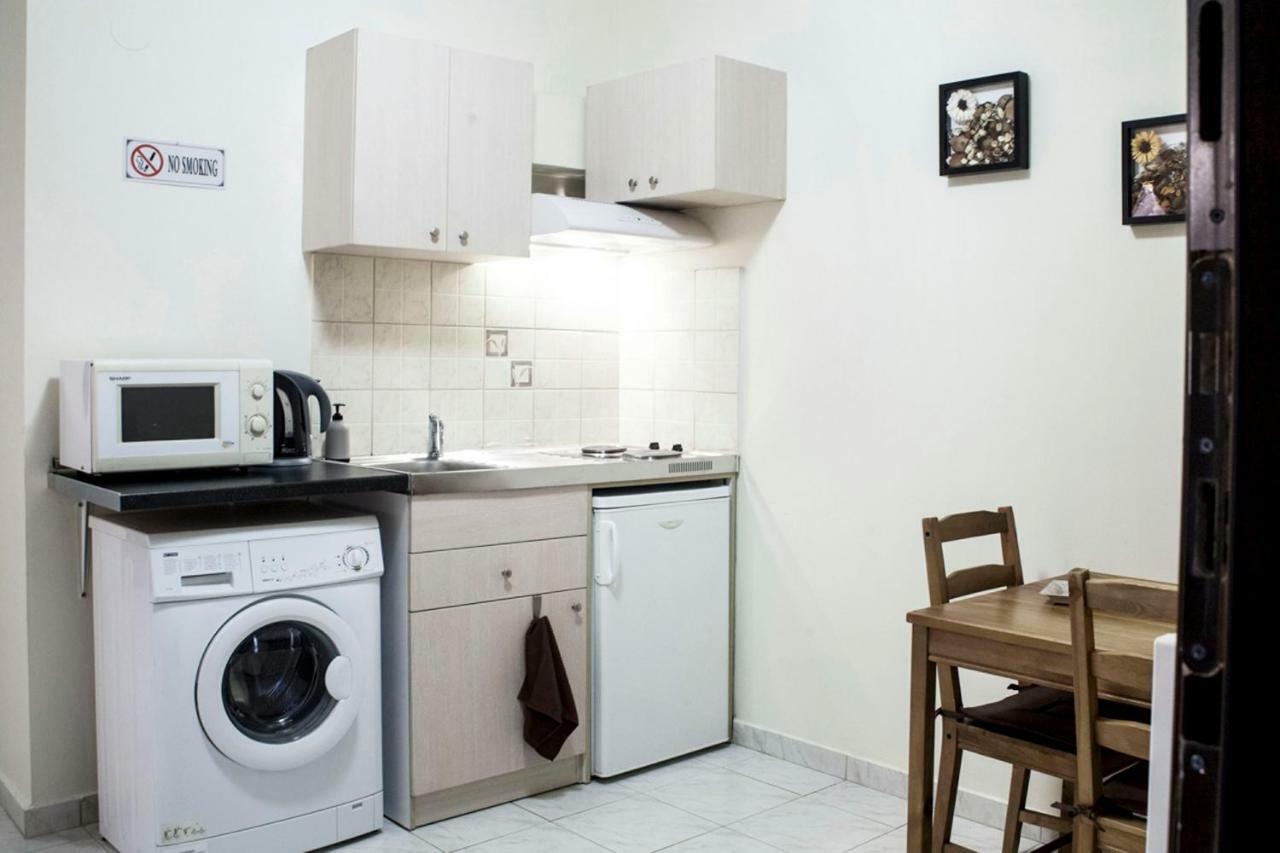 Central Studio Flats * Thessaloniki